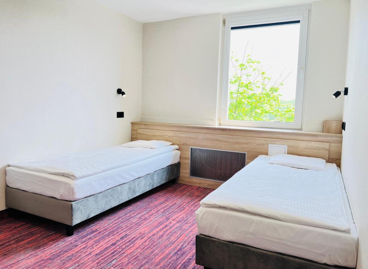 Hotel Rok Краков Экстерьер фото
