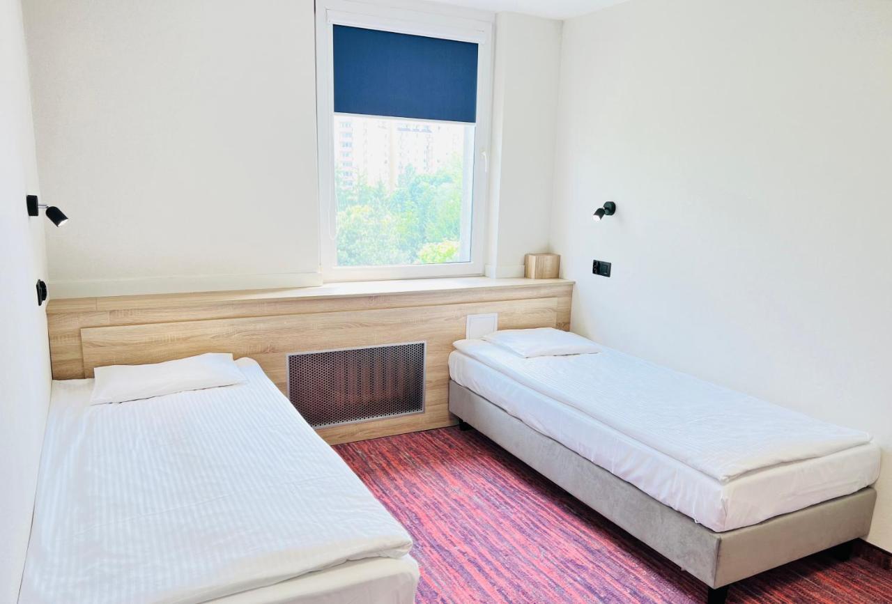 Hotel Rok Краков Экстерьер фото