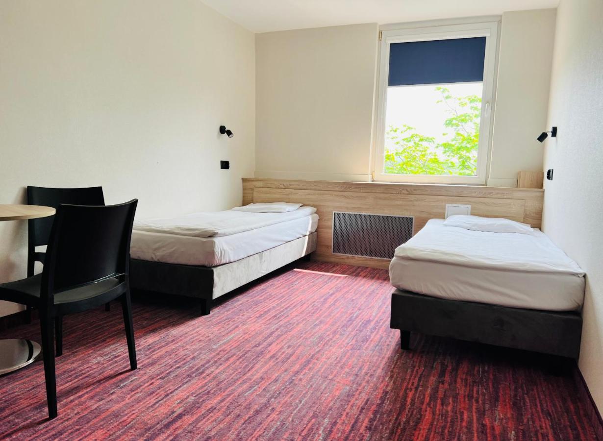 Hotel Rok Краков Экстерьер фото