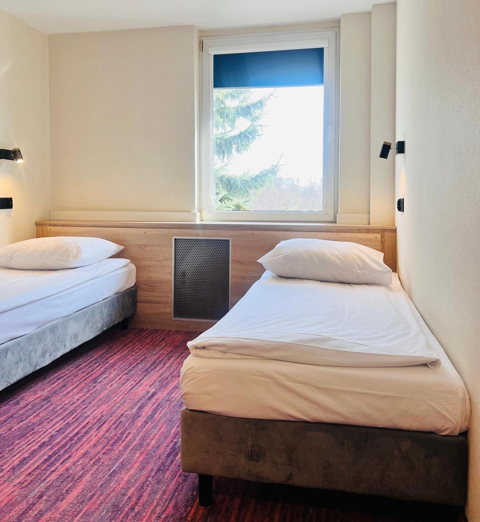 Hotel Rok Краков Экстерьер фото